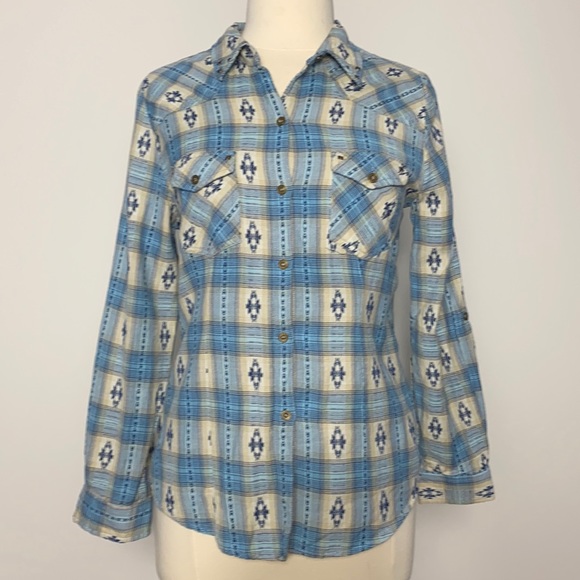 Lace Back Hi-Low Plaid Button Down Shirt - Picture 3 of 6